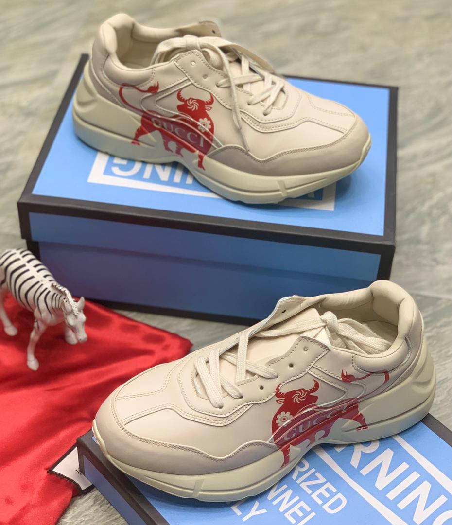 Premium Sneakers GUC26500